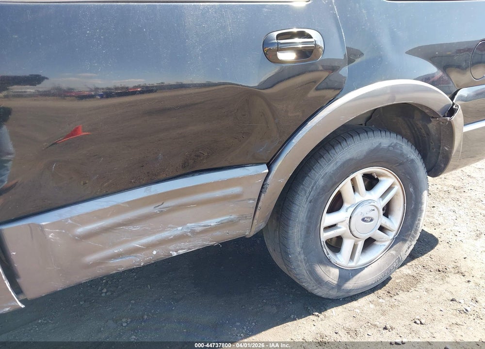 2004 FORD EXPEDITION XLT VIN: 1FMFU15L44LA27676