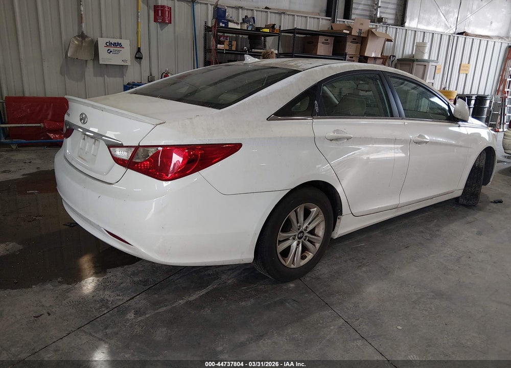 2013 HYUNDAI SONATA GLS VIN: 5NPEB4AC8DH721160