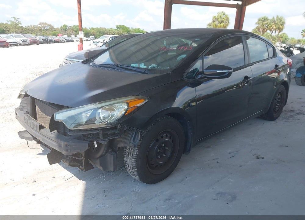 2015 KIA FORTE LX VIN: KNAFX4A67F5412277