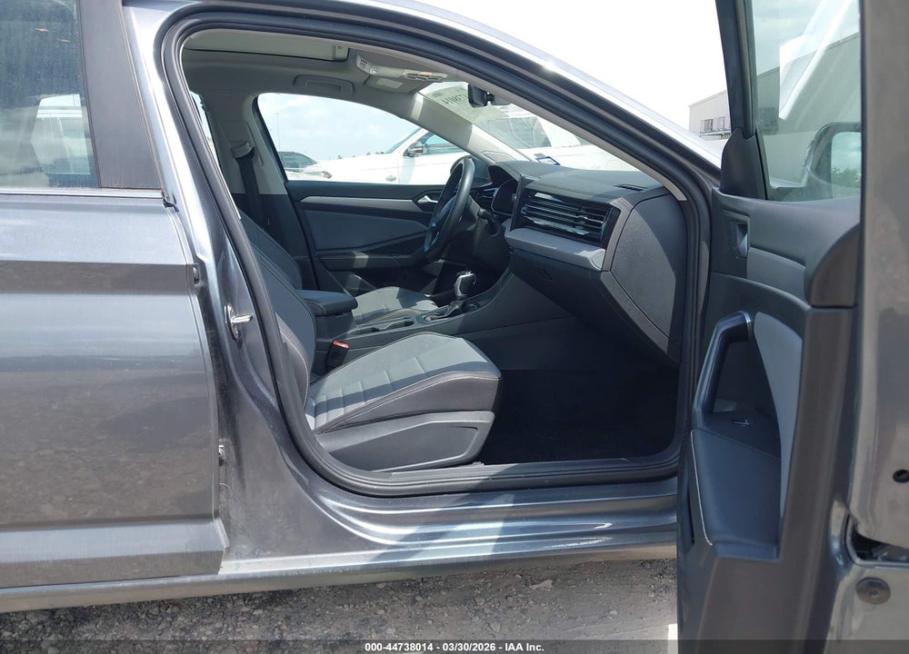 2025 VOLKSWAGEN JETTA 1.5T SE VIN: 3VW7X7BU1SM014991