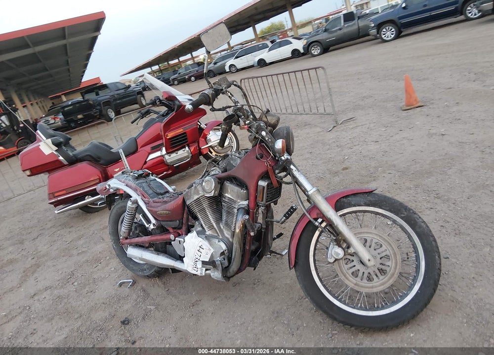 1998 SUZUKI VS1400 GLP VIN: JS1VX51L5W2100528