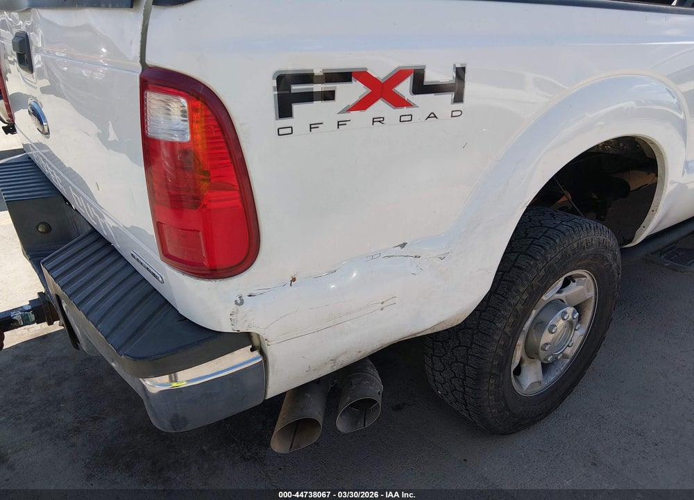 2011 FORD F-350 XL VIN: 1FT8W3BT4BEB87484