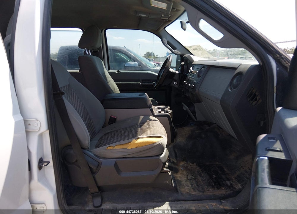 2011 FORD F-350 XL VIN: 1FT8W3BT4BEB87484