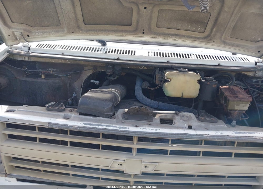 1988 CHEVROLET G30 VIN: 2GCHG31K3J4101893
