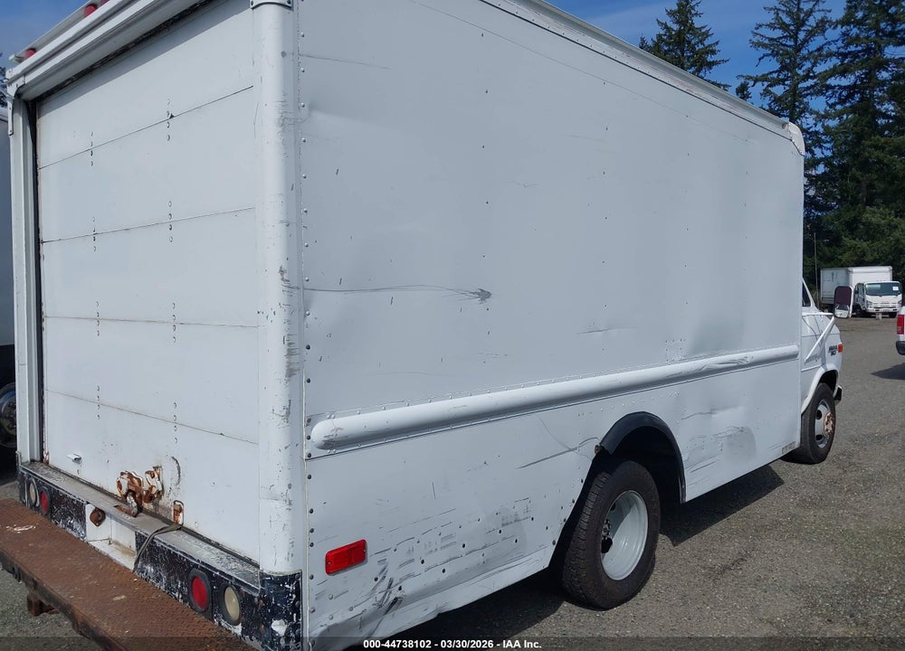 1988 CHEVROLET G30 VIN: 2GCHG31K3J4101893