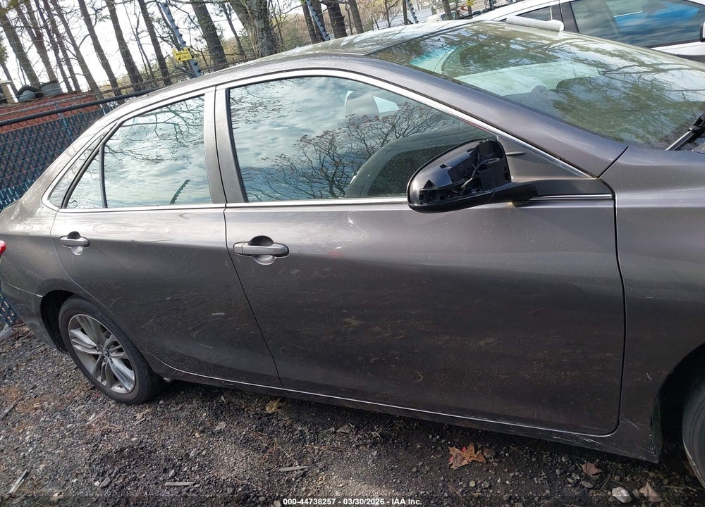 2017 TOYOTA CAMRY SE VIN: 4T1BF1FK4HU749079