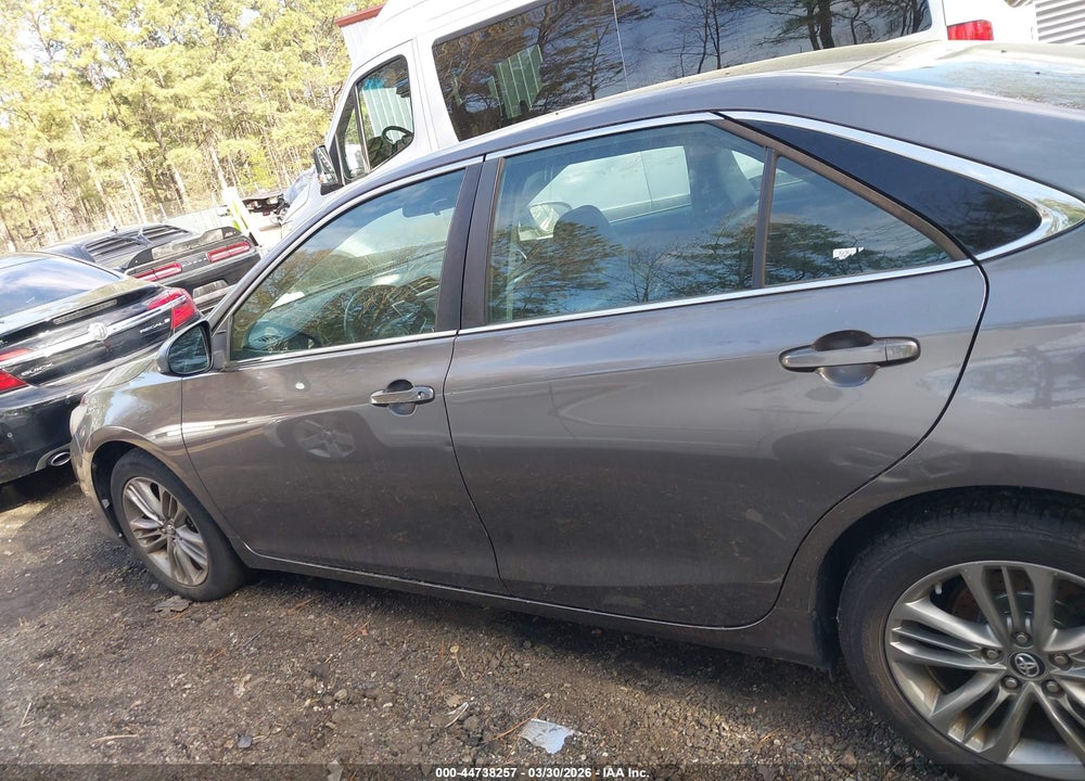 2017 TOYOTA CAMRY SE VIN: 4T1BF1FK4HU749079