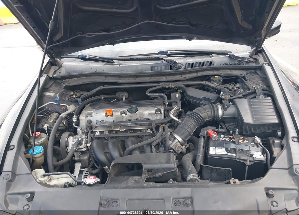 2010 HONDA ACCORD 2.4 EX VIN: 1HGCP2F79AA189057