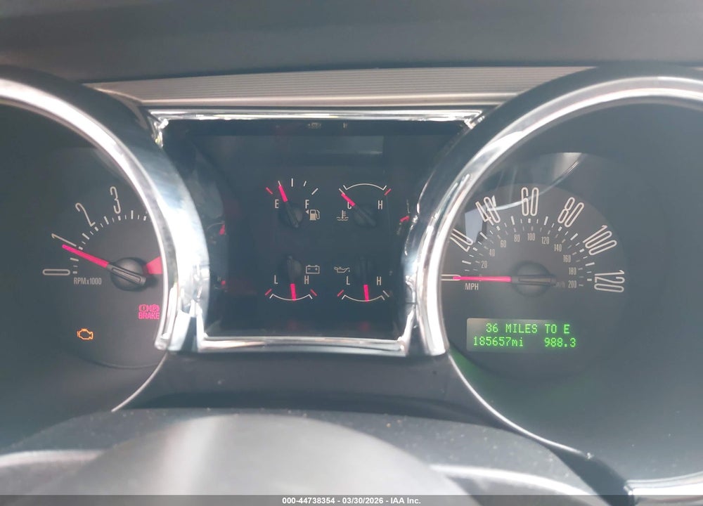 2006 FORD MUSTANG V6 VIN: 1ZVFT80N565142137