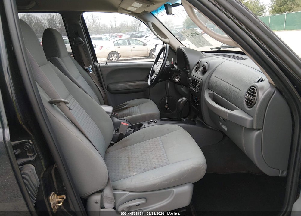 2006 JEEP LIBERTY SPORT VIN: 1J4GK48K26W152772