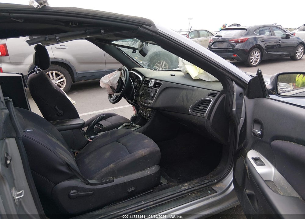 2014 CHRYSLER 200 TOURING VIN: 1C3BCBEGXEN107461