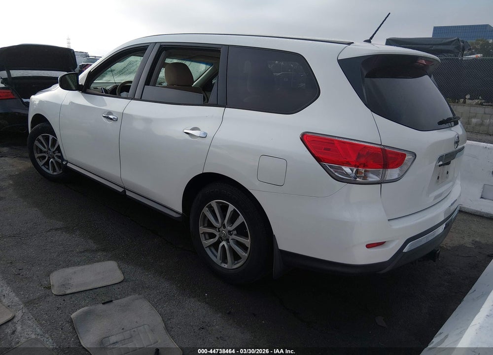 2015 NISSAN PATHFINDER S VIN: 5N1AR2MN5FC615383