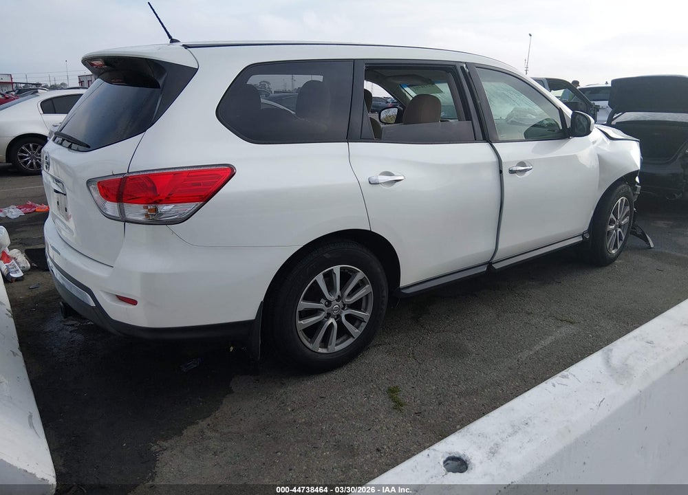 2015 NISSAN PATHFINDER S VIN: 5N1AR2MN5FC615383