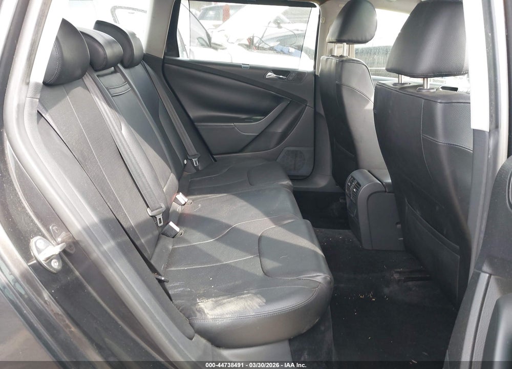 2008 VOLKSWAGEN PASSAT KOMFORT VIN: WVWLK73C88E056806