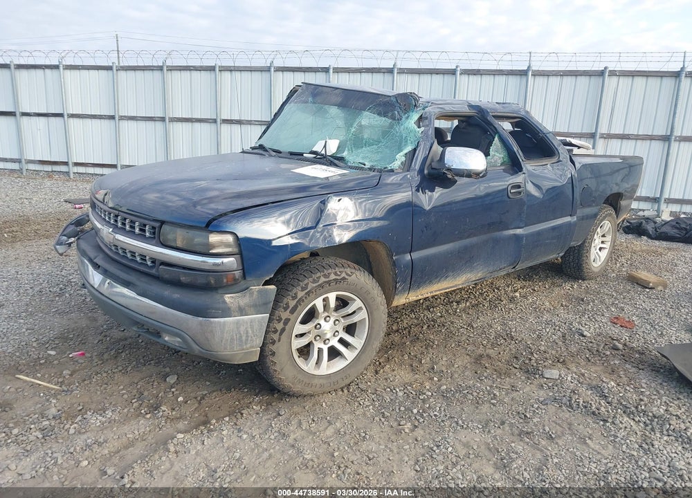 2002 CHEVROLET SILVERADO 1500 LS VIN: 1GCEK19T52E257955