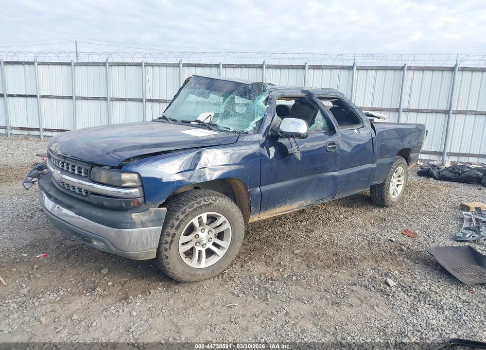 2002 CHEVROLET SILVERADO 1500 LS VIN: 1GCEK19T52E257955