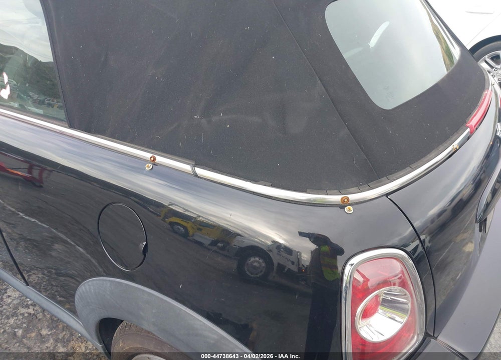 2012 MINI COOPER S VIN: WMWZP3C53CT296577