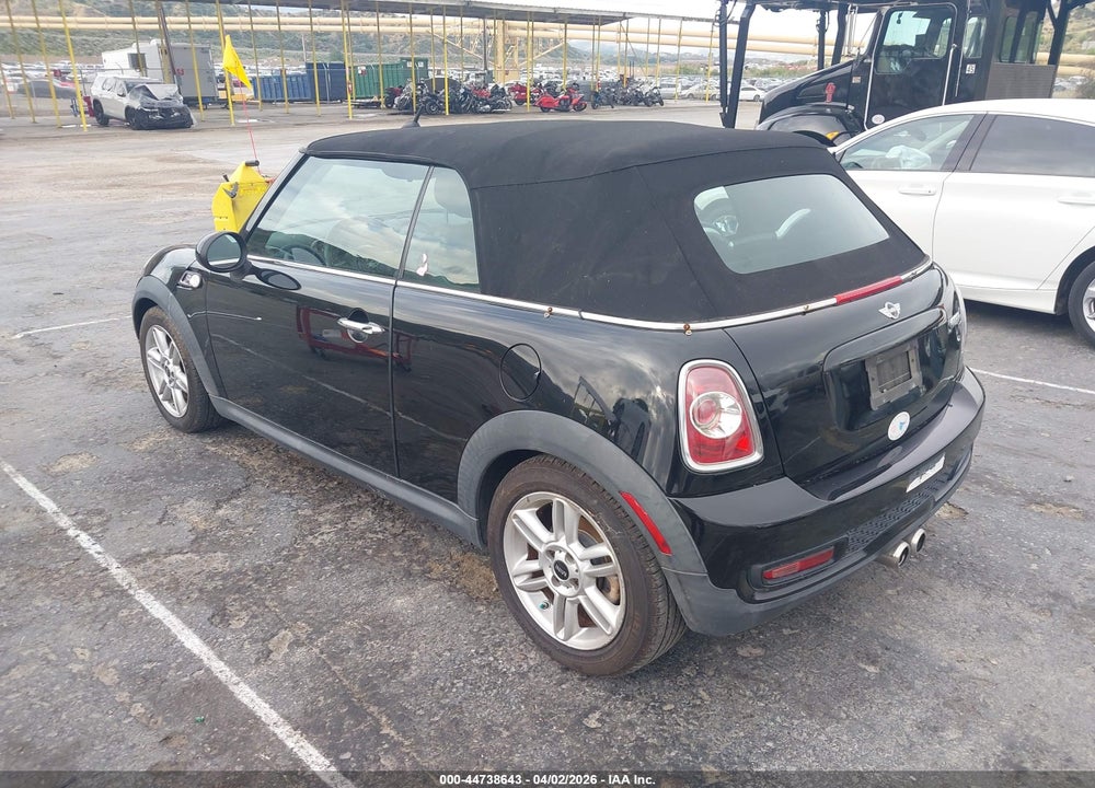 2012 MINI COOPER S VIN: WMWZP3C53CT296577