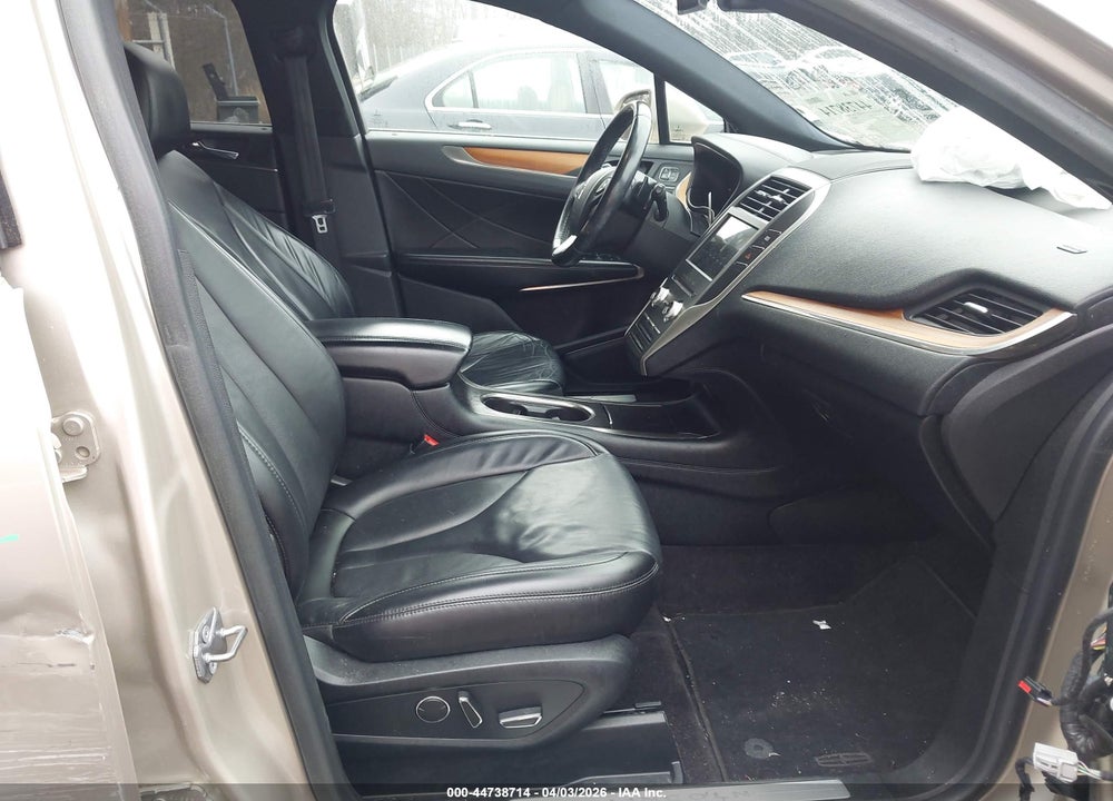 2017 LINCOLN MKC SELECT VIN: 5LMTJ2DHXHUL44535