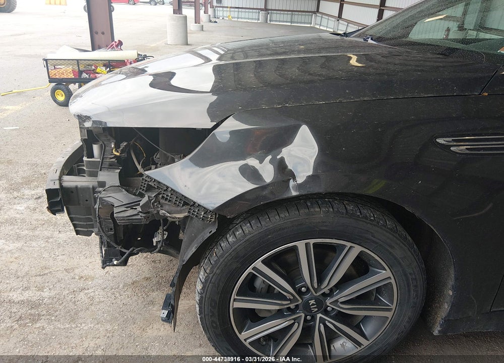2019 KIA OPTIMA LX VIN: 5XXGT4L38KG329677