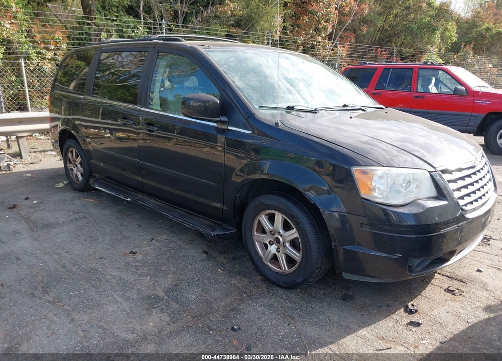2008 CHRYSLER TOWN & COUNTRY TOURING VIN: 2A8HR54P68R818324
