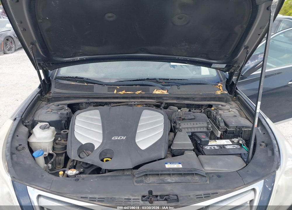 2013 HYUNDAI AZERA VIN: KMHFG4JG3DA223346