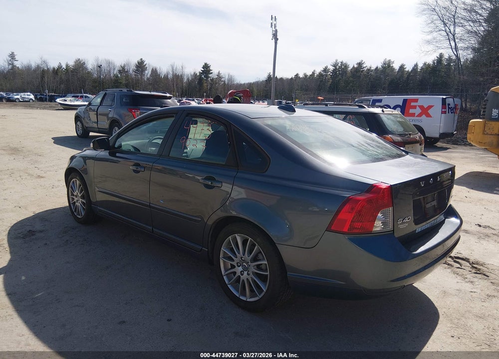 2010 VOLVO S40 2.4I VIN: YV1390MS7A2490337