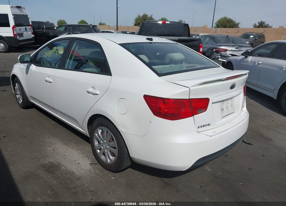 2013 KIA FORTE EX VIN: KNAFU4A26D5679946