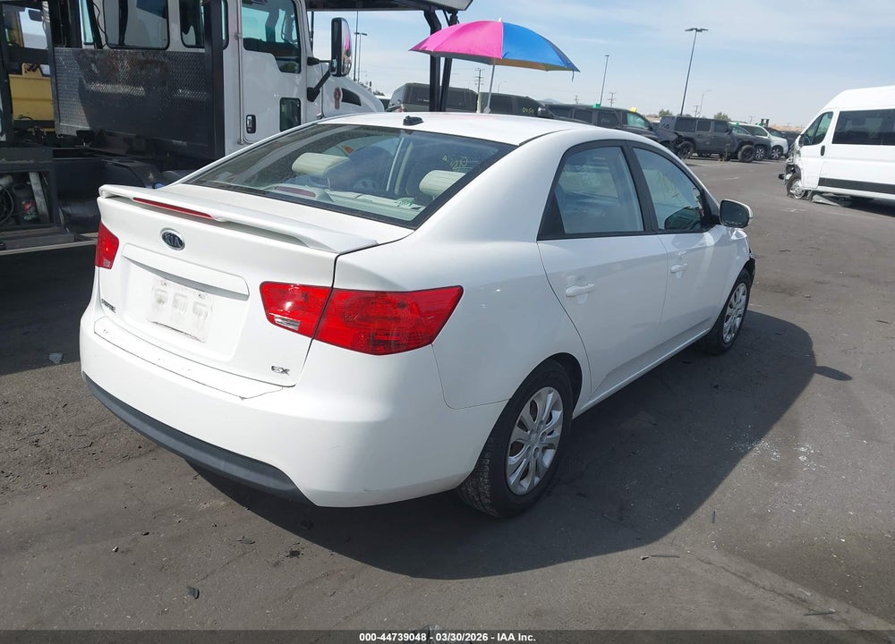 2013 KIA FORTE EX VIN: KNAFU4A26D5679946