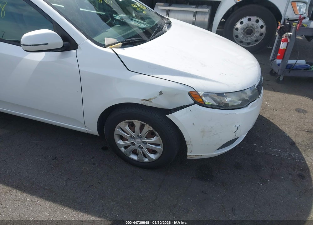 2013 KIA FORTE EX VIN: KNAFU4A26D5679946