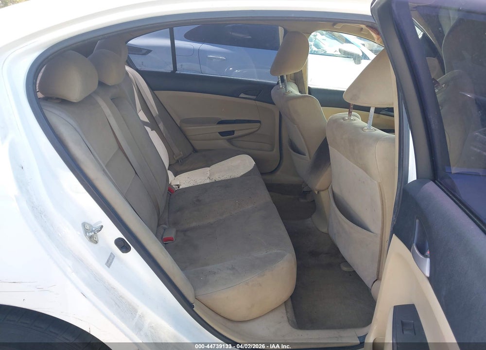 2011 HONDA ACCORD 2.4 LX VIN: 1HGCP2F34BA118895