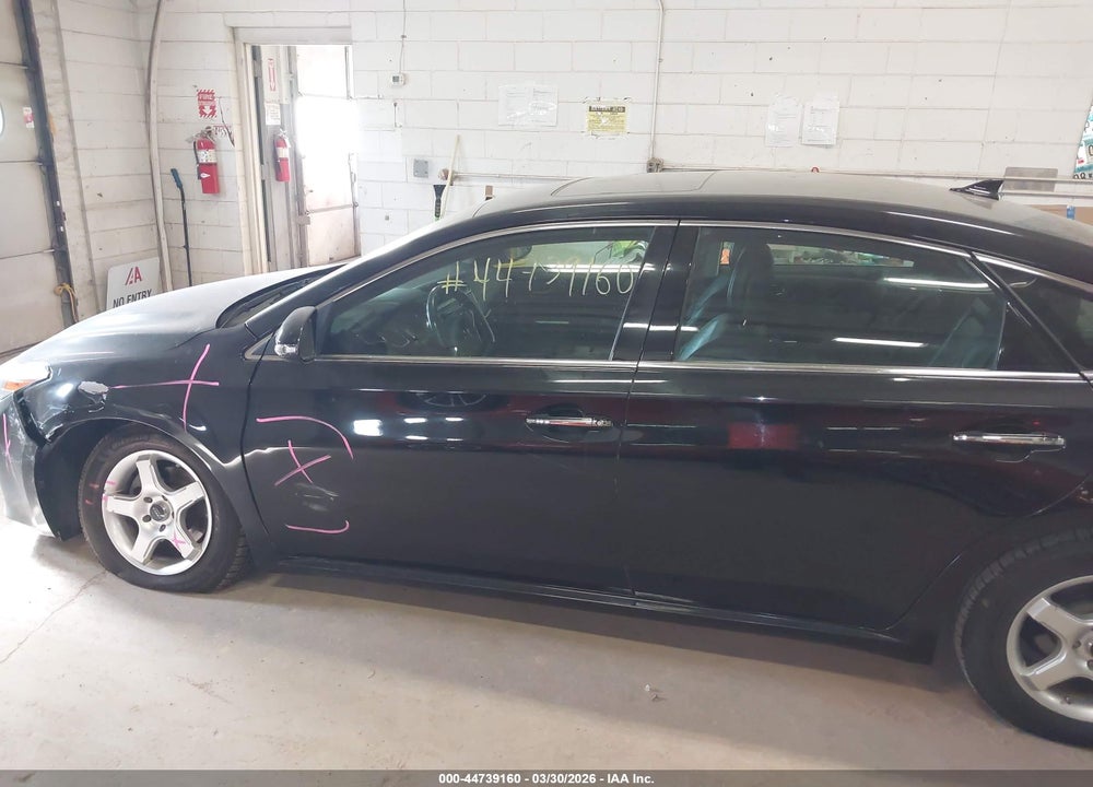 2013 TOYOTA AVALON LIMITED VIN: 4T1BK1EB1DU041668