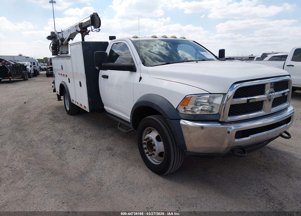 2014 RAM 5500 CHASSIS TRADESMAN/SLT VIN: 3C7WRMBL8EG182003