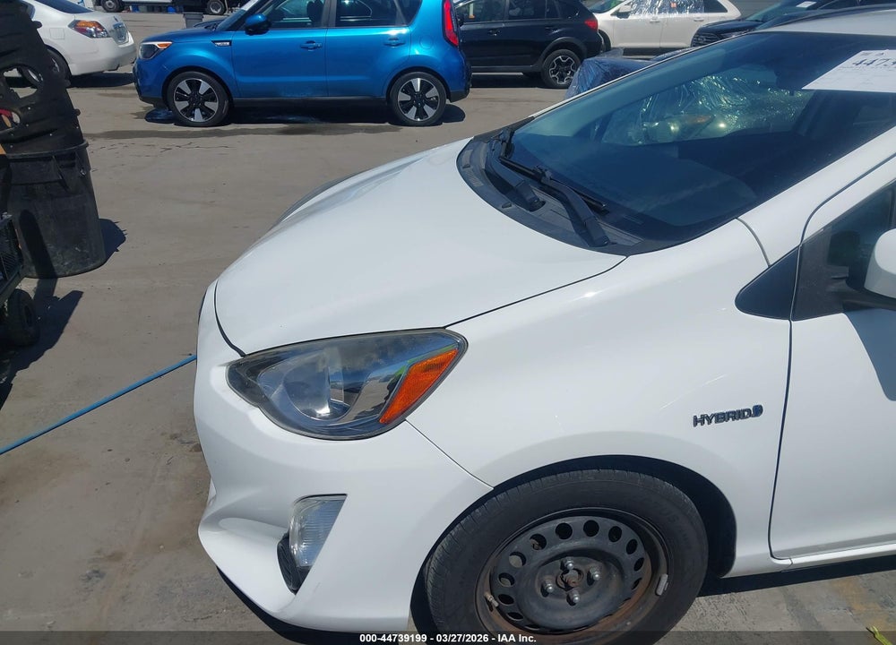 2015 TOYOTA PRIUS C ONE VIN: JTDKDTB36F1586020