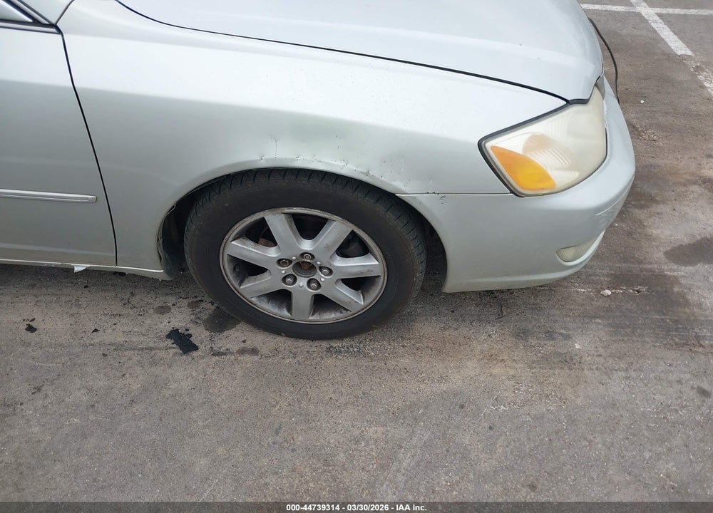 2000 TOYOTA AVALON XLS VIN: 4T1BF28B7YU114196