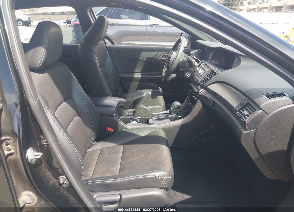 2017 HONDA ACCORD SPORT VIN: 1HGCR2F55HA119090