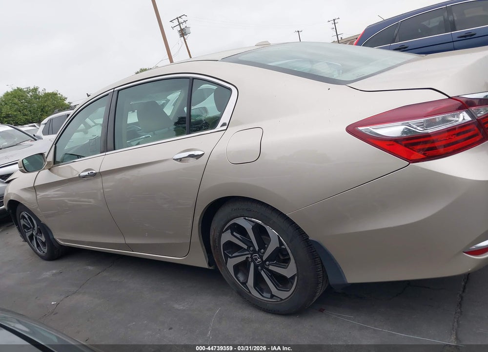 2017 HONDA ACCORD EX VIN: 1HGCR2F79HA003781