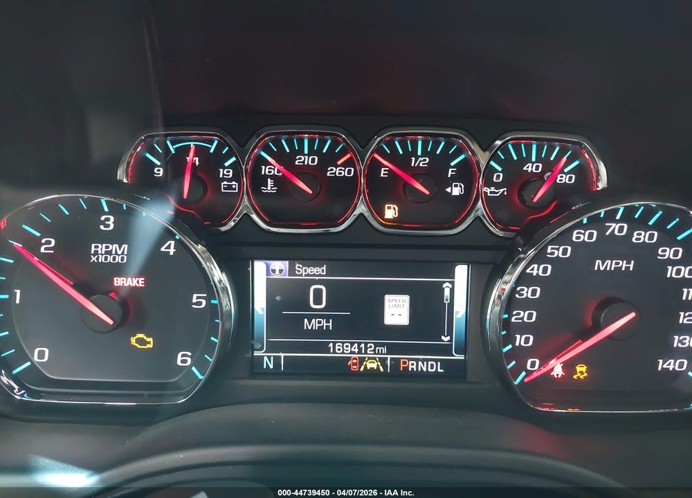 2020 CHEVROLET TAHOE 4WD LT VIN: 1GNSKBKC1LR159431