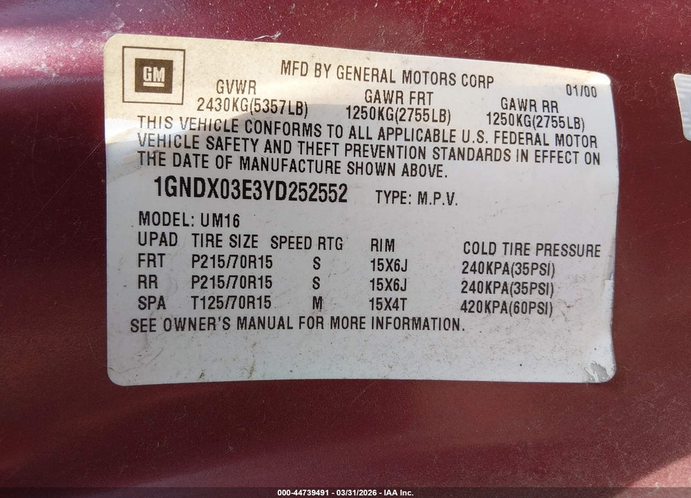 2000 CHEVROLET VENTURE LS VIN: 1GNDX03E3YD252552