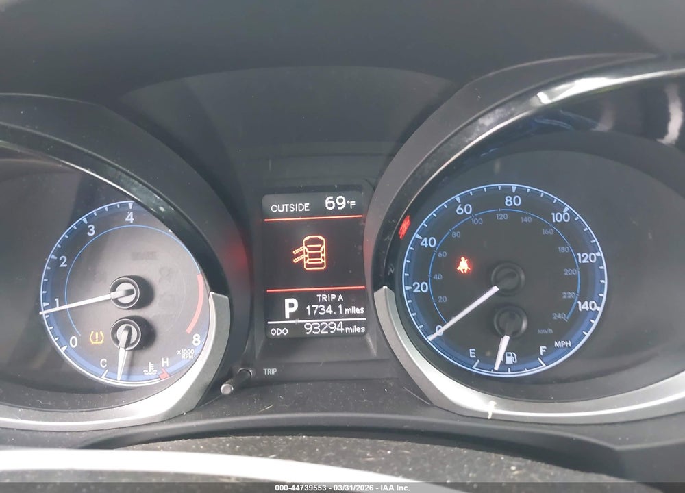 2015 TOYOTA COROLLA S PLUS VIN: 5YFBURHE3FP359200
