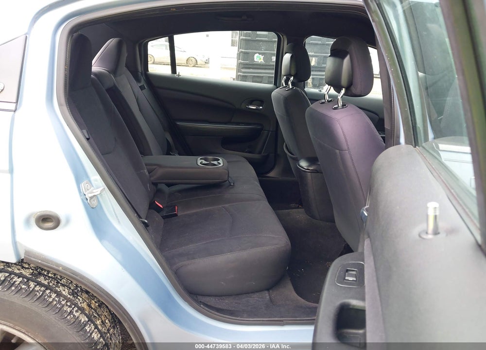 2012 CHRYSLER 200 TOURING VIN: 1C3CCBBB2CN278067