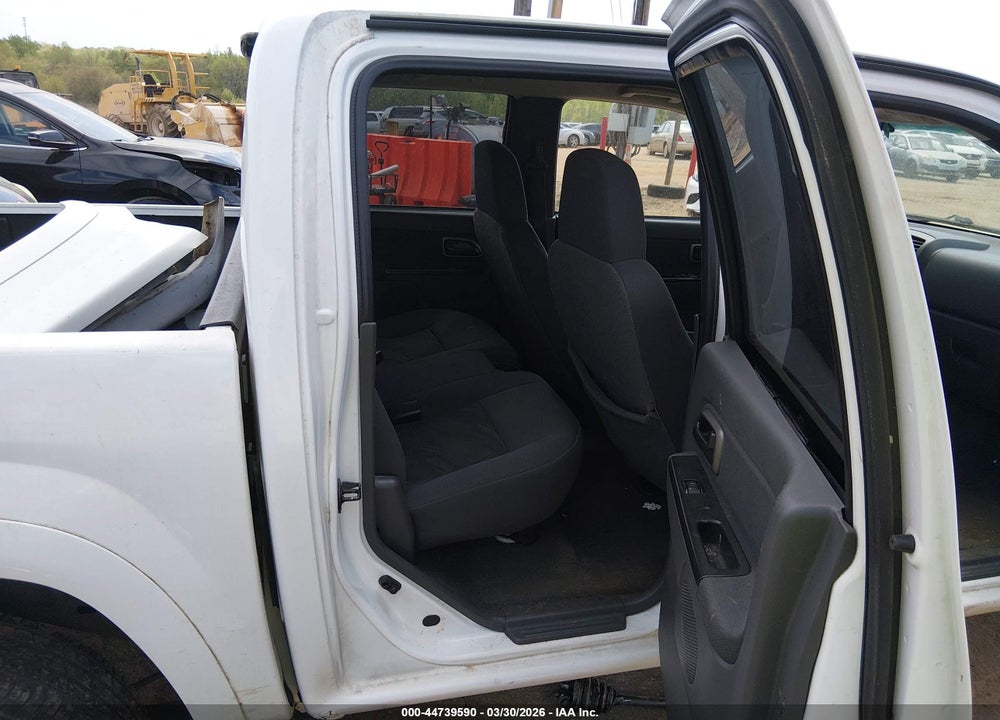 2005 CHEVROLET COLORADO LS VIN: 1GCDT136758191357