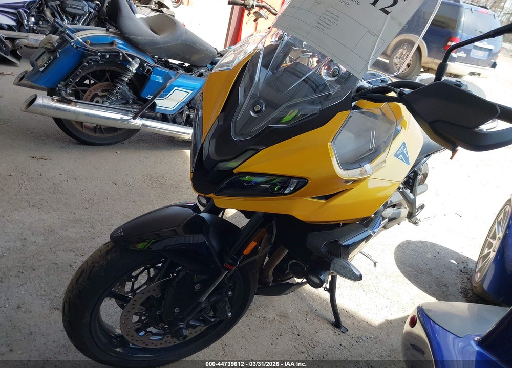 2025 TRIUMPH MOTORCYCLE TIGER SPORT 800 VIN: SMTL25P17STCF5877