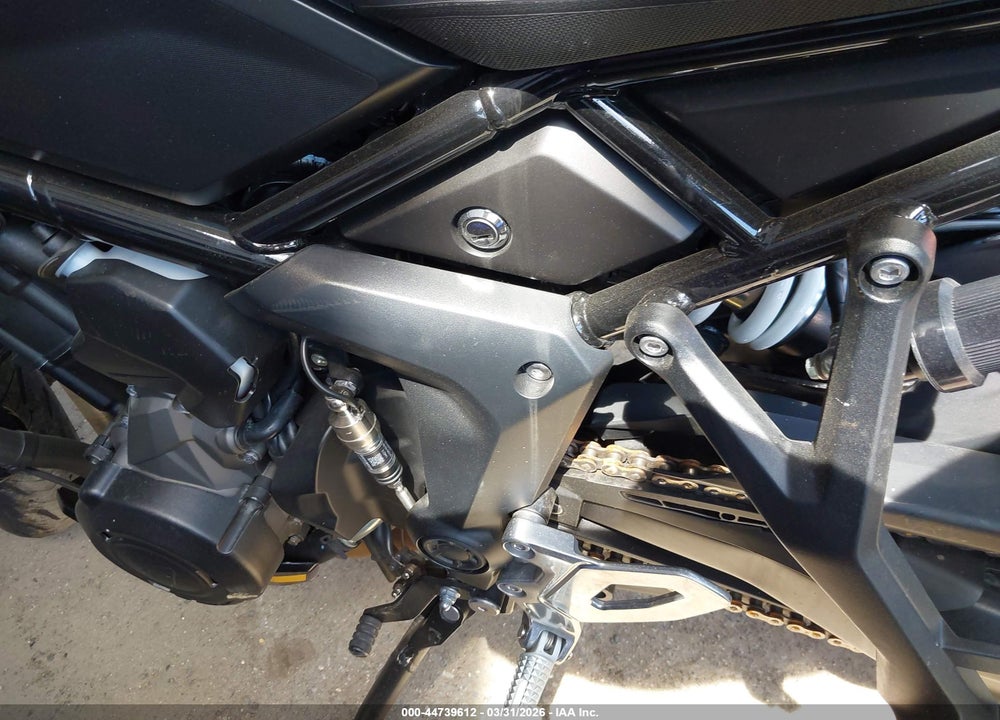 2025 TRIUMPH MOTORCYCLE TIGER SPORT 800 VIN: SMTL25P17STCF5877