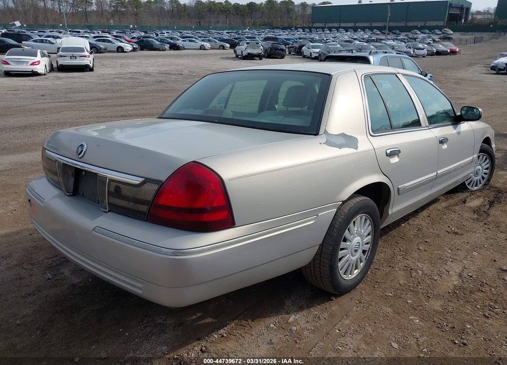 2008 MERCURY GRAND MARQUIS GS VIN: 2MEFM74V68X630078