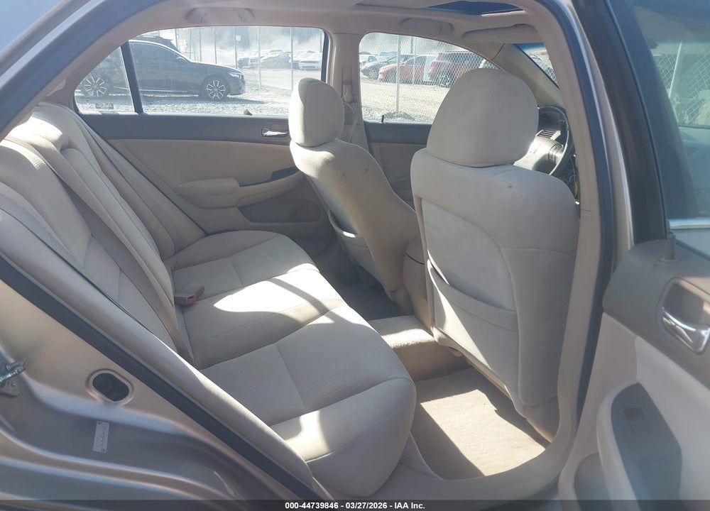 2003 HONDA ACCORD 2.4 EX VIN: 1HGCM566X3A049541