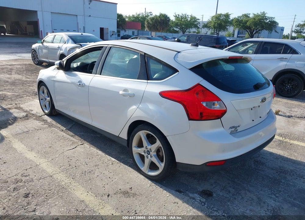 2013 FORD FOCUS TITANIUM VIN: 1FADP3N20DL122697