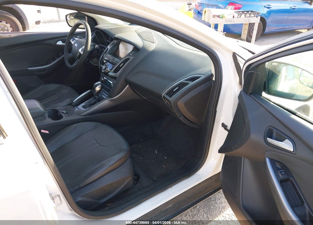 2013 FORD FOCUS TITANIUM VIN: 1FADP3N20DL122697
