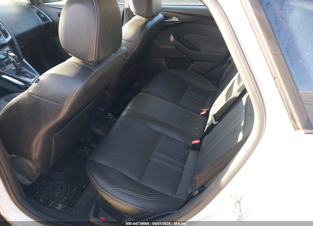 2013 FORD FOCUS TITANIUM VIN: 1FADP3N20DL122697