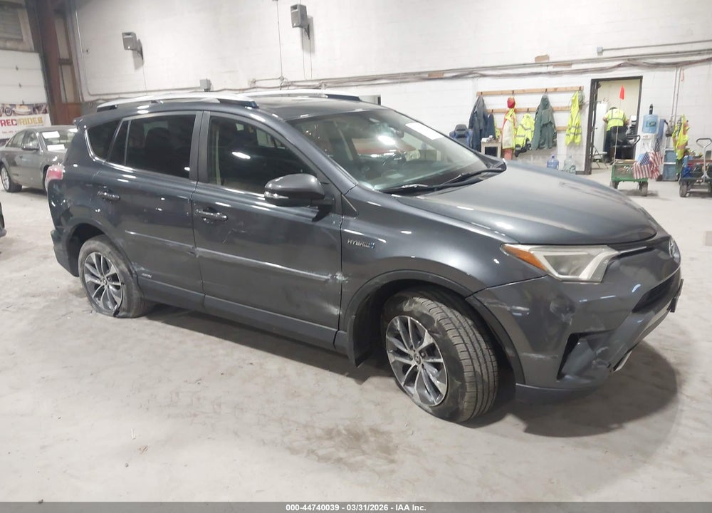 2016 TOYOTA RAV4 HYBRID XLE VIN: JTMRJREV6GD028269